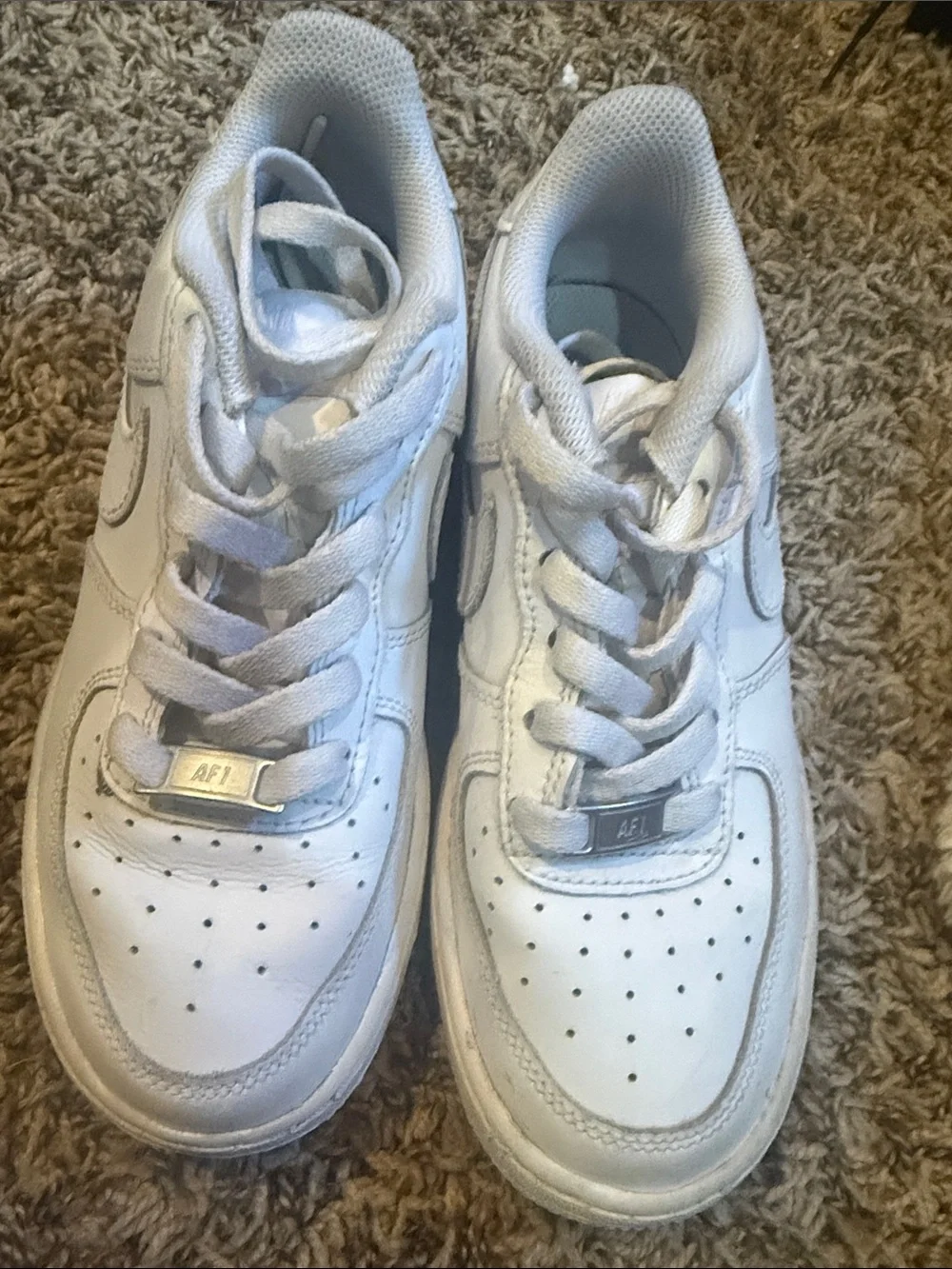 Nike White Kids Sneakers with AE1 Lace Tag